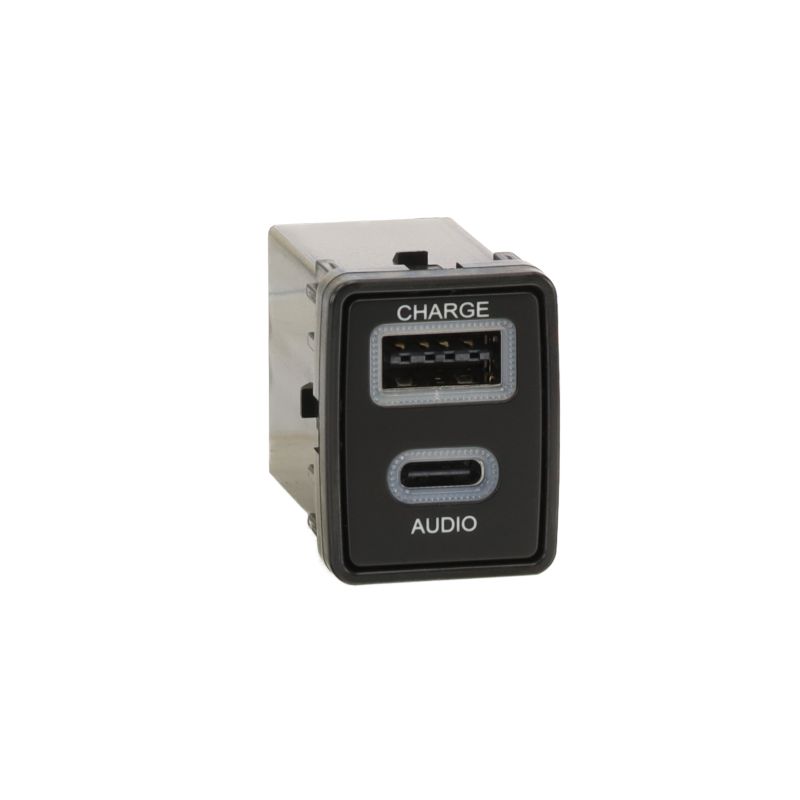 Nissan USB-C Pass-Through & Charging Socket APUSBNS3