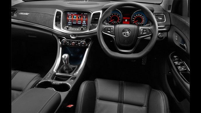 holden-commodore-vf-car-stereo-apple-carplay