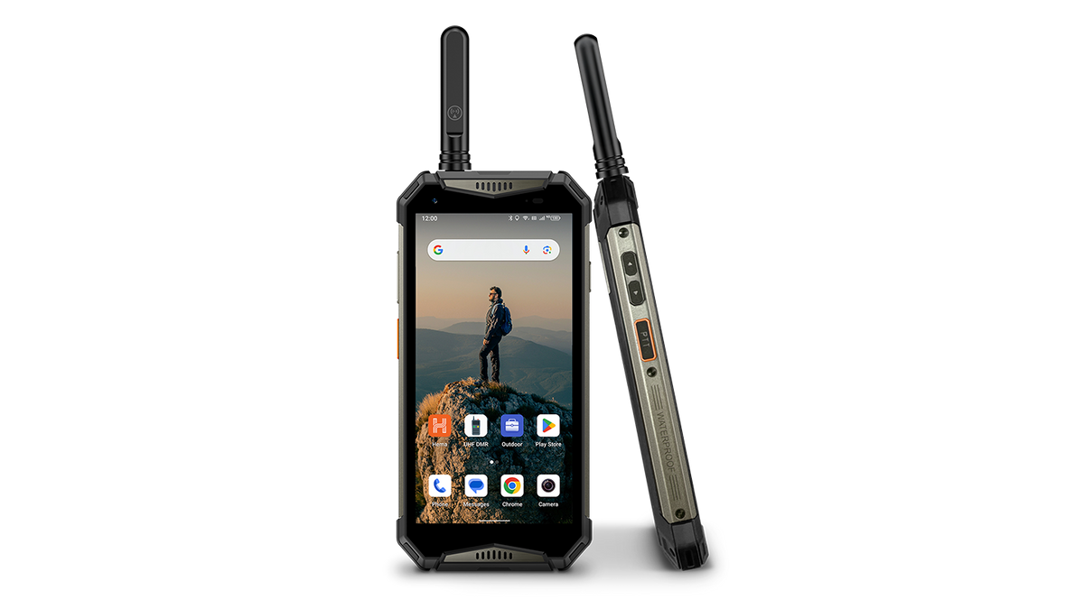 Alpine HX-Z6 – 5.6-Inch Global UHF DMR Smartphone Navigator Powered by Google Mobile Services and Hema Maps
