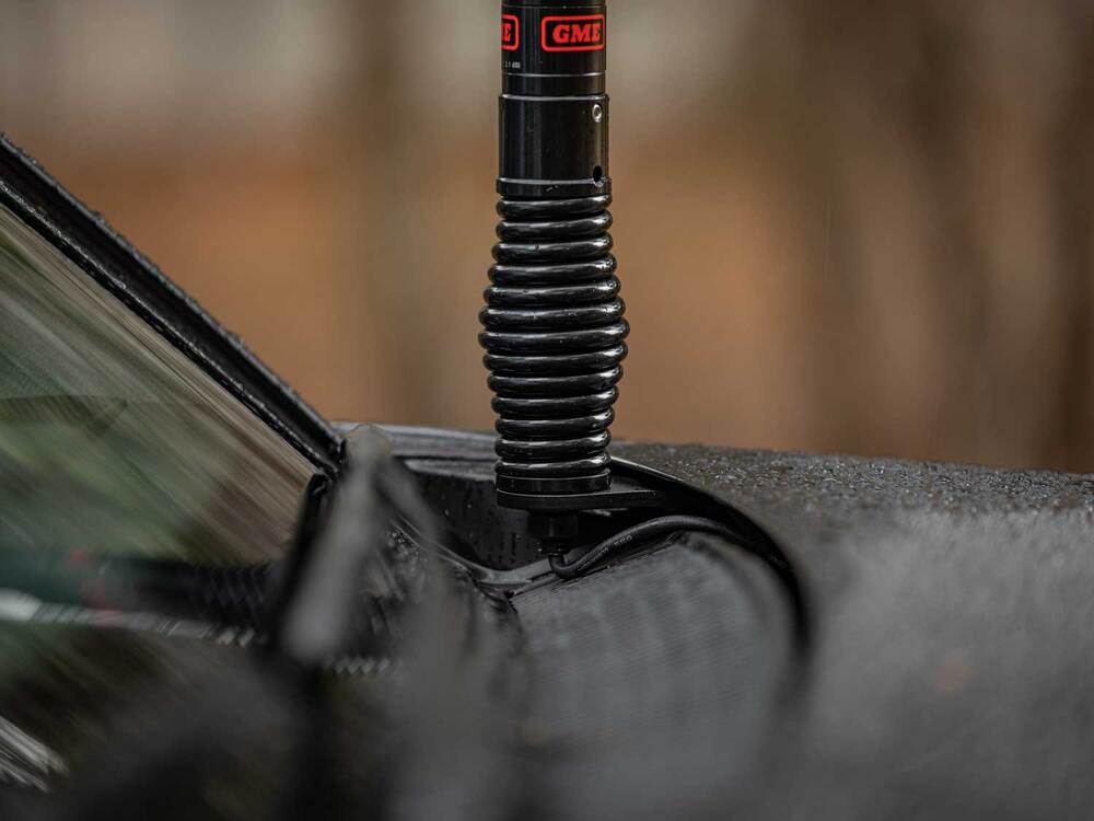 GME UHF Radio Pack